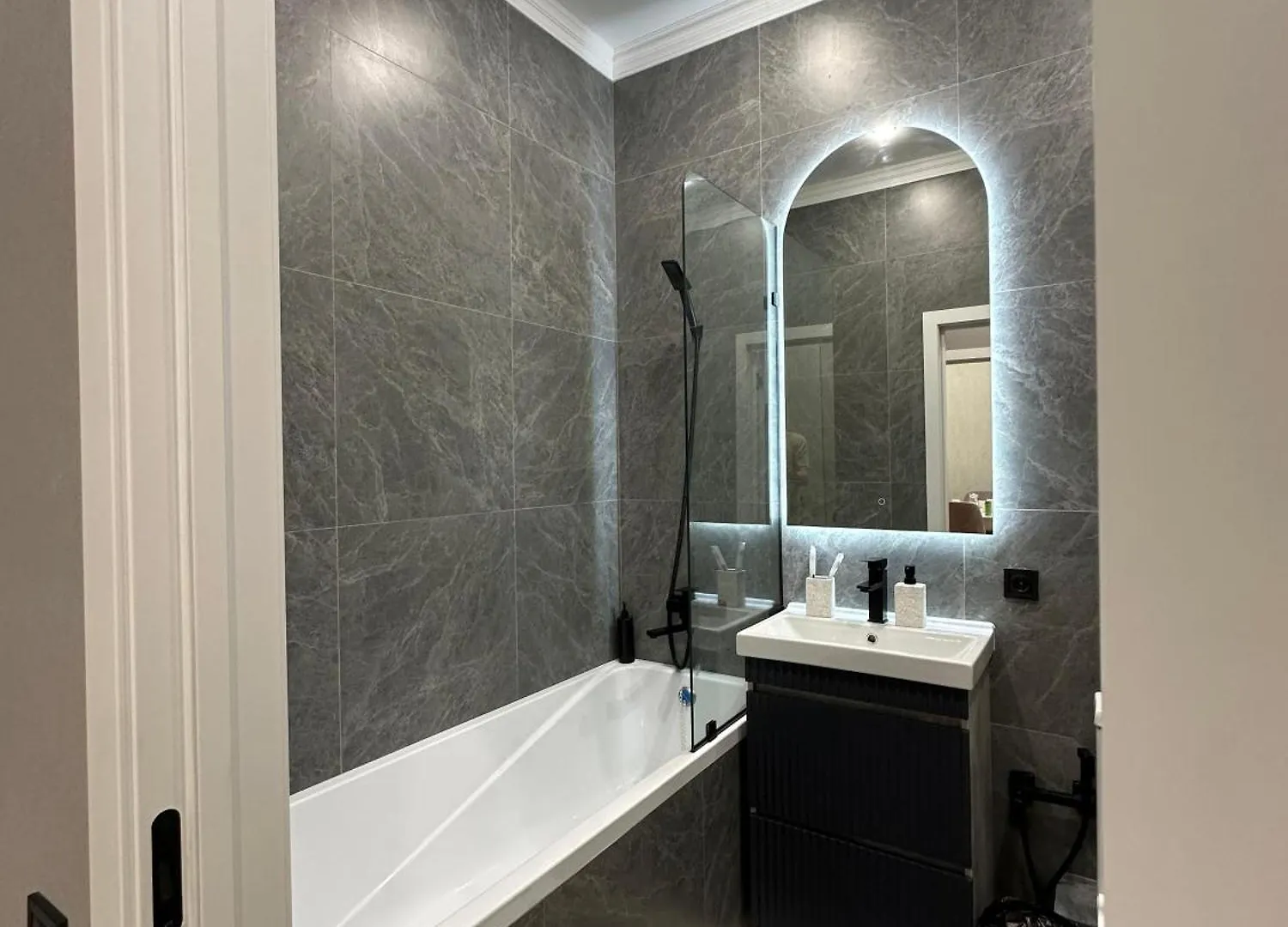 Эксклюзивные Апартаменты В Grand Turan Apart Nur-Sultan  Kazakhstan